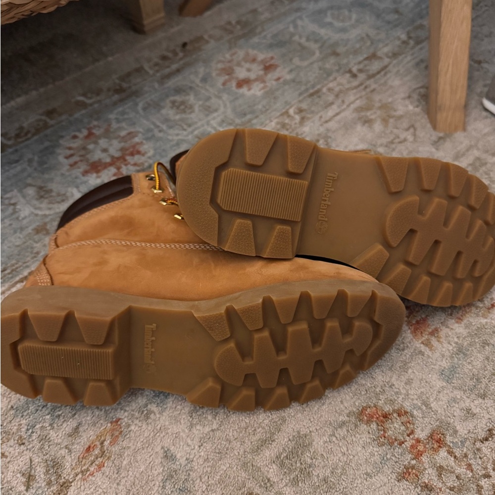 Timberland Boots - Picture 3 of 3
